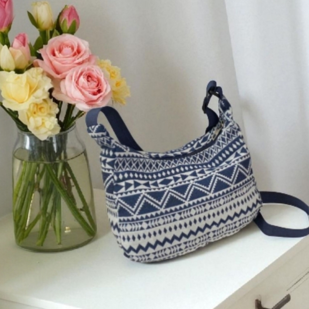Women's Designer Geometric Design Adjustable Shoulder Crossbody Hobo Bag Purse‎